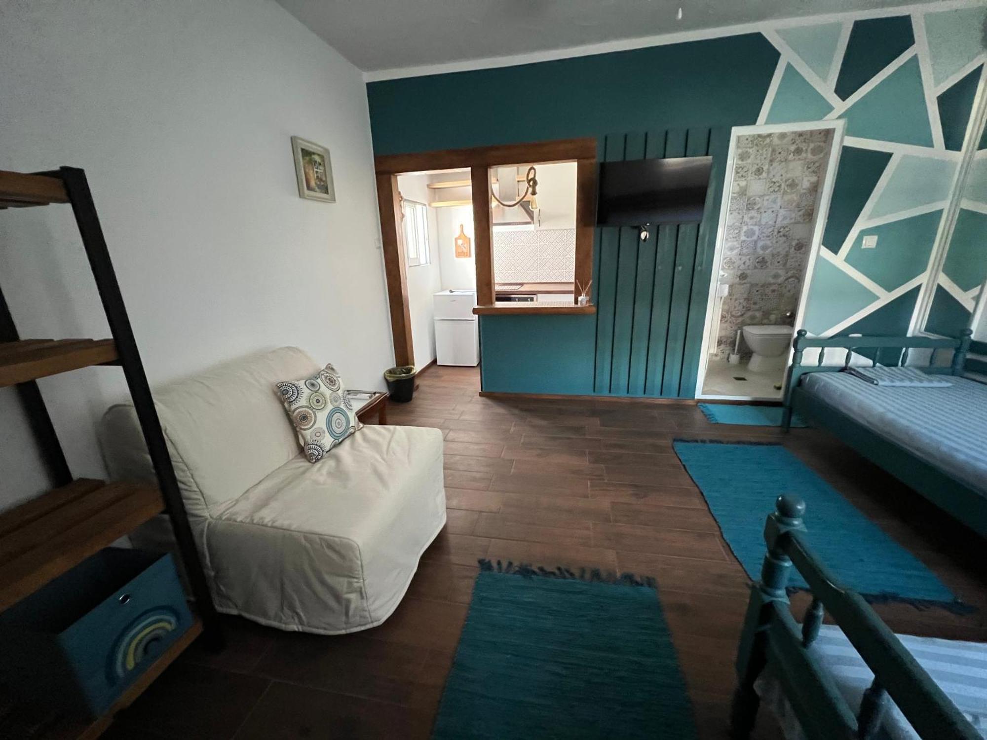 Guest House Kalina,Studio 5 Đảo Amolianí Ngoại thất bức ảnh